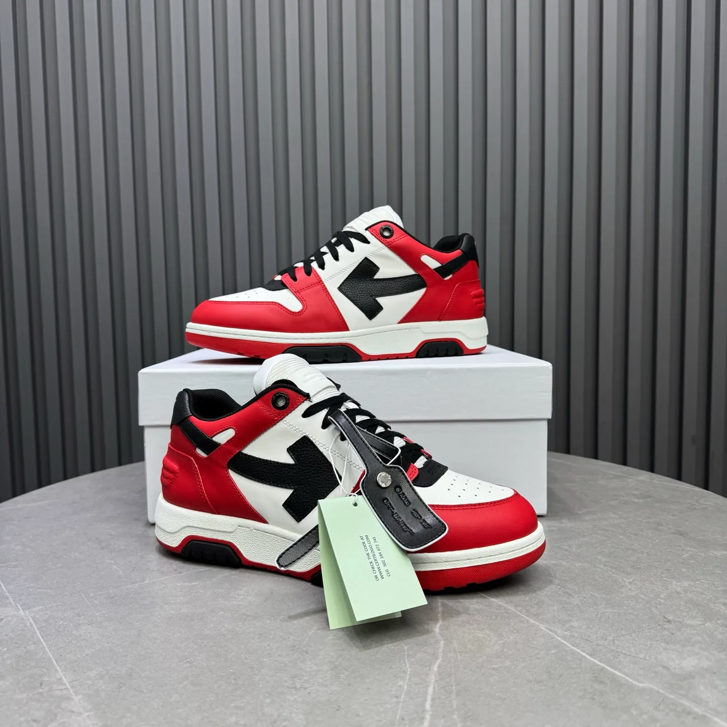 P620 OFF WHITE⚡️Couple model⚡️35-40 women’s model 39-46 men’s model